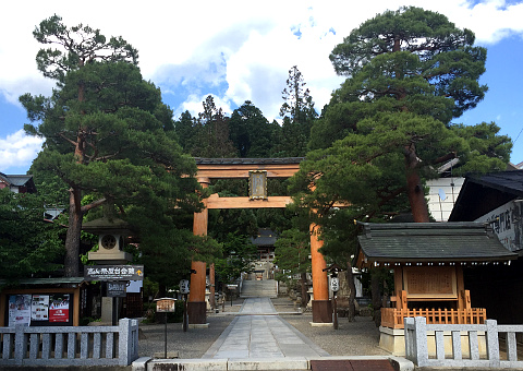 桜山八幡宮