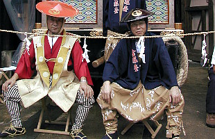 屋台曳きの装束